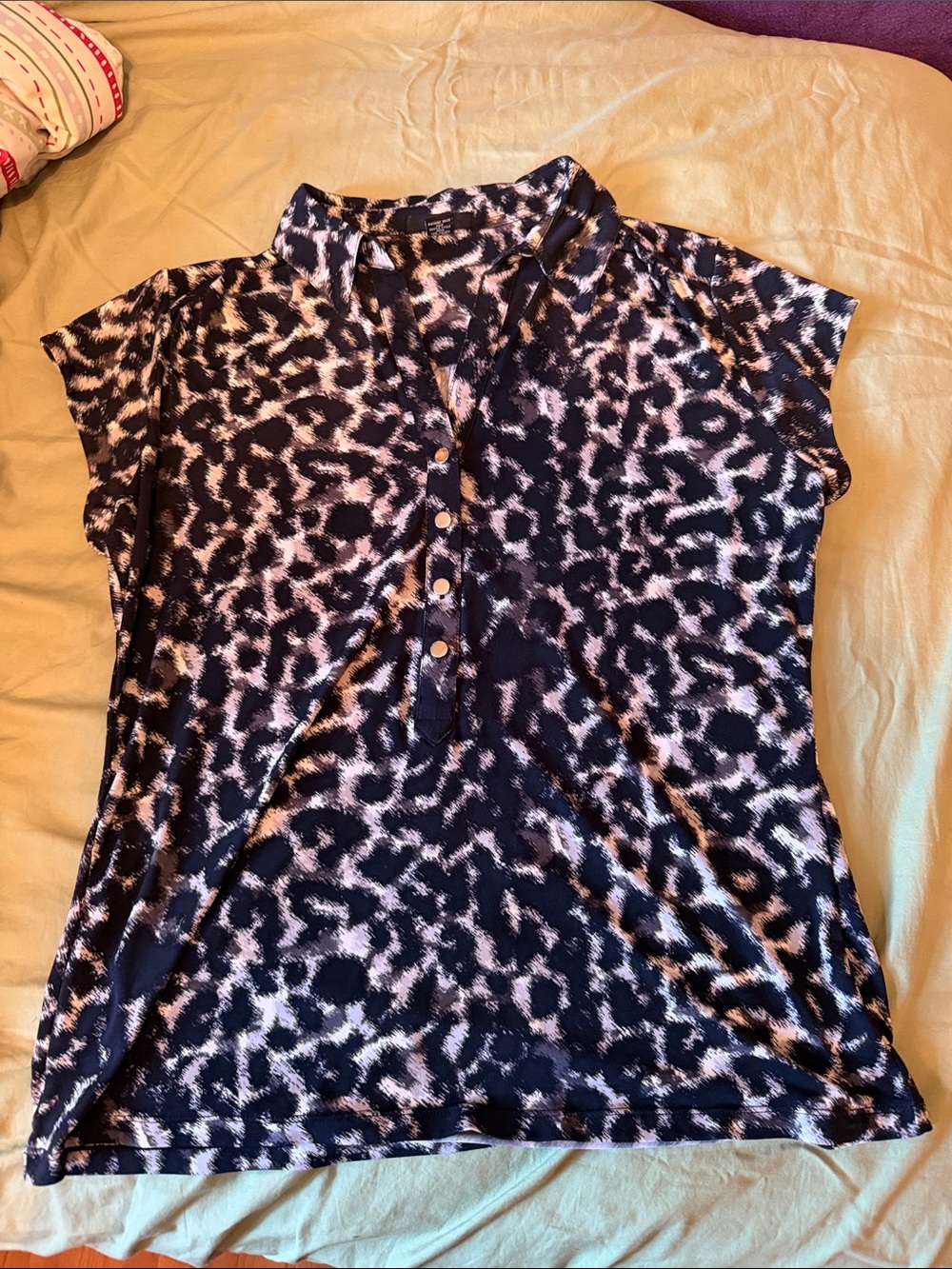 Women's Black and White Leopard Print Top